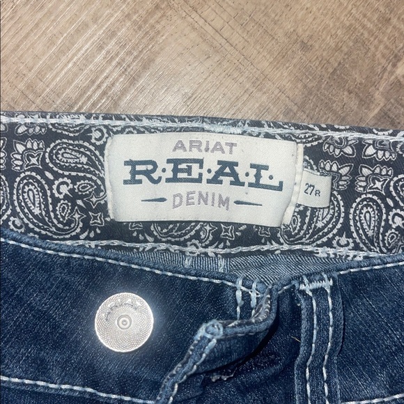 Ariat women’s jeans - Picture 3 of 3